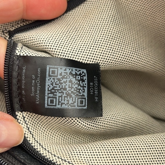 Rebecca Minkoff Black Quilted Pebbled Leather Edie Crossbody Shoulder Bag - Picture 12 of 16